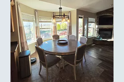 9073 N Clubhouse Ln, Eagle Mountain, UT 84005 - Photo 17