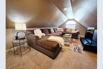 9073 N Clubhouse Ln, Eagle Mountain, UT 84005 - Photo 13