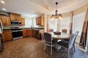 9073 N Clubhouse Ln, Eagle Mountain, UT 84005 - Photo 15