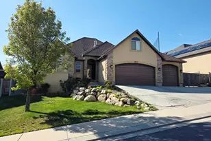 9073 N Clubhouse Ln, Eagle Mountain, UT 84005 - Photo 1