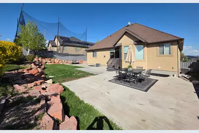 9073 N Clubhouse Ln, Eagle Mountain, UT 84005 - Photo 29