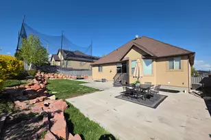9073 N Clubhouse Ln, Eagle Mountain, UT 84005 - Photo 29