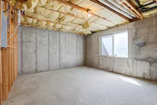 9884 S Cascade Park Dr, Sandy, UT 84070 - Photo 25
