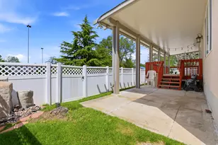 9884 S Cascade Park Dr, Sandy, UT 84070 - Photo 29