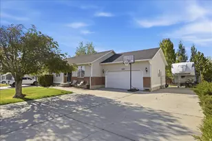 838 W 740 S, Tooele, UT 84074 - Photo 3