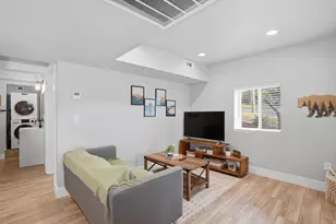 42 W 500 N, Salt Lake City, UT 84103 - Photo 31