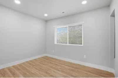 42 W 500 N, Salt Lake City, UT 84103 - Photo 15