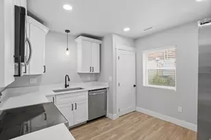 42 W 500 N, Salt Lake City, UT 84103 - Photo 9