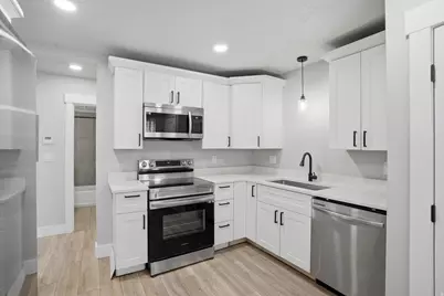 42 W 500 N, Salt Lake City, UT 84103 - Photo 9