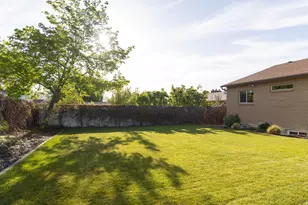 218 E Golden Willow Circle, Sandy, UT 84070 - Photo 23