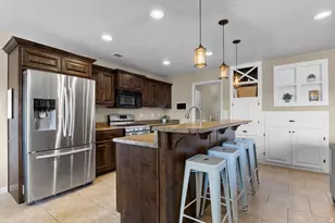 225 N Falcon Ct, Ivins, UT 84738 - Photo 7