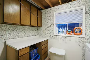 1150 W Norwalk Rd, Taylorsville, UT 84123 - Photo 35