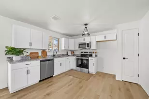2267 W 4350 S, Roy, UT 84067 - Photo 11