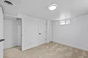 2267 W 4350 S, Roy, UT 84067 - Photo 29