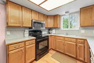 6669 S Sedonia Ct, West Jordan, UT 84081 - Photo 11