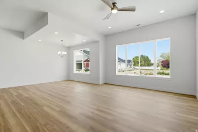 6739 W Judys Farm Ln #6, West Valley, UT 84128 - Photo 7