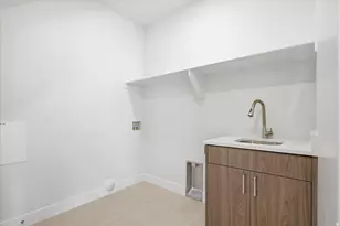 6739 W Judys Farm Ln, West Valley, UT 84128 - Photo 31
