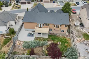 9096 N Clubhouse Ln W, Eagle Mountain, UT 84005 - Photo 33
