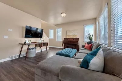 3234 W Desert Lily Dr, Lehi, UT 84043 - Photo 5