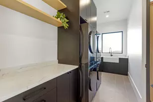 4854 N Soleggiato Cir E, Lehi, UT 84043 - Photo 35