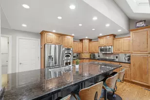 962 S Valley View Dr E, Fruit Heights, UT 84037 - Photo 11