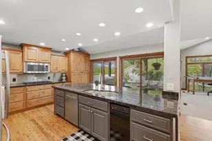 962 S Valley View Dr E, Fruit Heights, UT 84037 - Photo 13