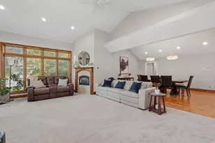 962 S Valley View Dr E, Fruit Heights, UT 84037 - Photo 5