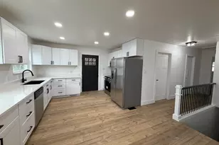 215 N Center St, Castle Dale, UT 84513 - Photo 9