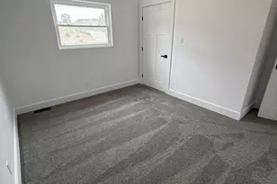 215 N Center St, Castle Dale, UT 84513 - Photo 19