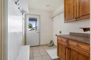 43 E Peachtree Dr N, Centerville, UT 84014 - Photo 23