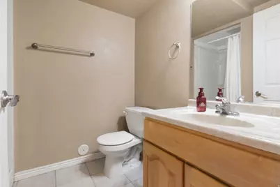 43 E Peachtree Dr N, Centerville, UT 84014 - Photo 37