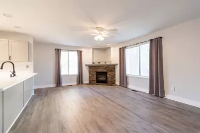 9215 S Jefferson Cv W, Sandy, UT 84070 - Photo 3