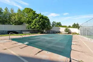 9215 S Jefferson Cv W, Sandy, UT 84070 - Photo 19