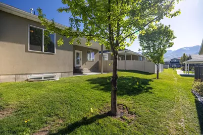 122 E 690 S, Smithfield, UT 84335 - Photo 7