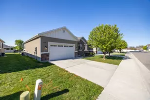 122 E 690 S, Smithfield, UT 84335 - Photo 3