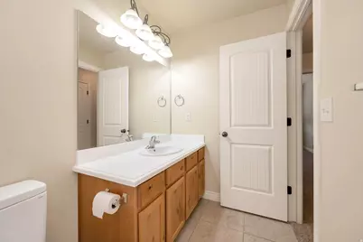 724 W Mystic Brook Way Way S, South Jordan, UT 84095 - Photo 19