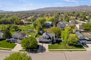 2855 W Golden Meadows Dr, Riverton, UT 84065 - Photo 3