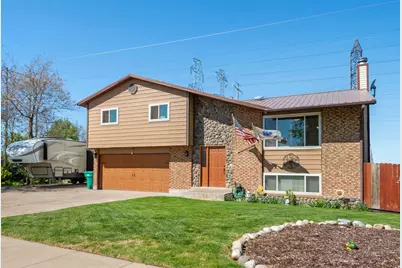 115 N 1400 W, Clearfield, UT 84015 - Photo 1