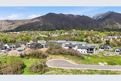 5102 Sunset Way #404, Ogden, UT 84403 - Photo 5