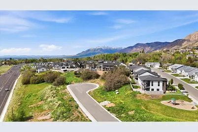 5102 Sunset Way #404, Ogden, UT 84403 - Photo 3