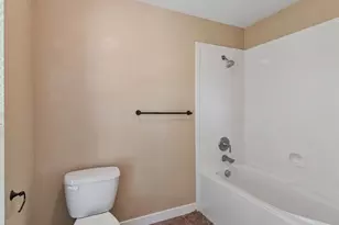 9328 N Oakland Hills Dr, Eagle Mountain, UT 84005 - Photo 13