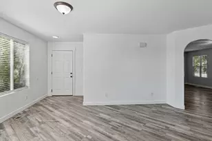 9328 N Oakland Hills Dr, Eagle Mountain, UT 84005 - Photo 5
