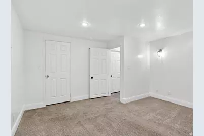 5311 S Skeeswood Dr, Taylorsville, UT 84129 - Photo 15