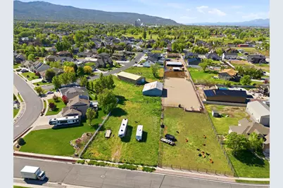 1695 N Olsen Way #802, West Bountiful, UT 84087 - Photo 7