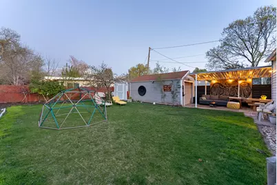 1811 S Lincoln St E, Salt Lake City, UT 84105 - Photo 35