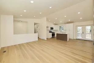 807 E Dusty Rock Cir, Sandy, UT 84094 - Photo 7