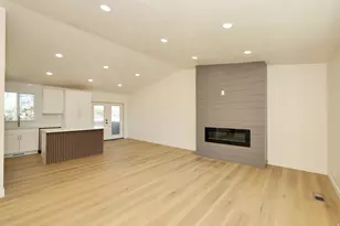 807 E Dusty Rock Cir, Sandy, UT 84094 - Photo 5