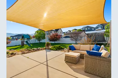 7598 S Scenic Maple Dr, West Jordan, UT 84081 - Photo 33
