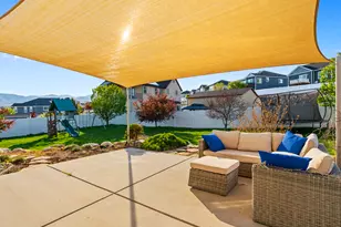 7598 S Scenic Maple Dr, West Jordan, UT 84081 - Photo 33