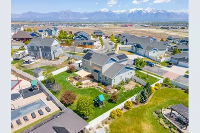 7598 S Scenic Maple Dr, West Jordan, UT 84081 - Photo 39